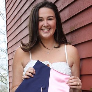 Meet your Posher, Olivia